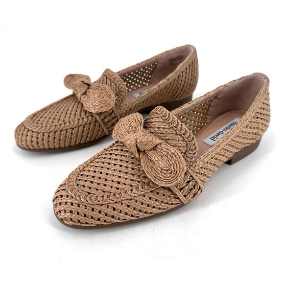 Charles David NWOT Women’s Finite Woven Raffia Loafer Size 7.5M Tan Flats - Picture 1 of 9